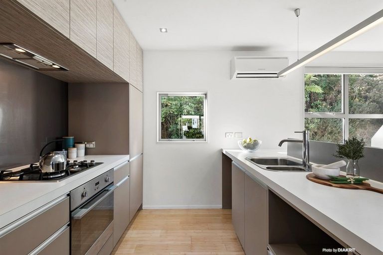 Photo of property in 55 Saddleback Grove, Karori, Wellington, 6012