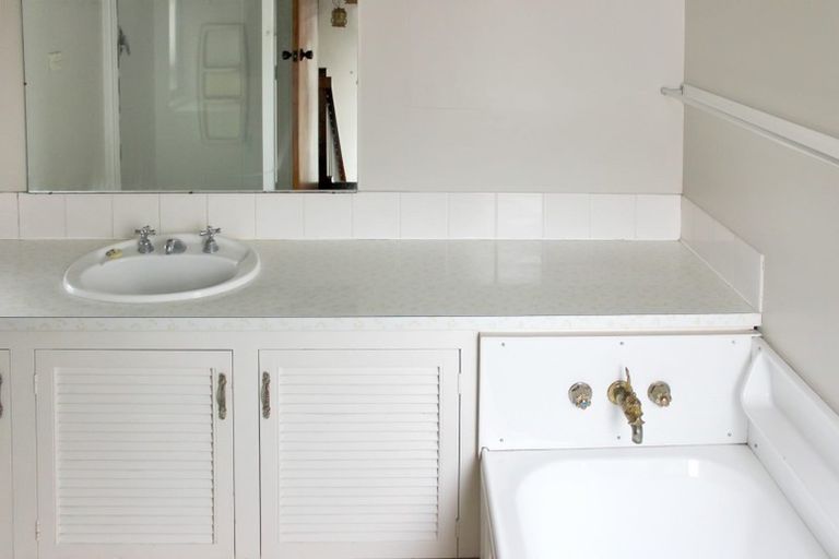 Photo of property in 1/138 Waimairi Road, Ilam, Christchurch, 8041