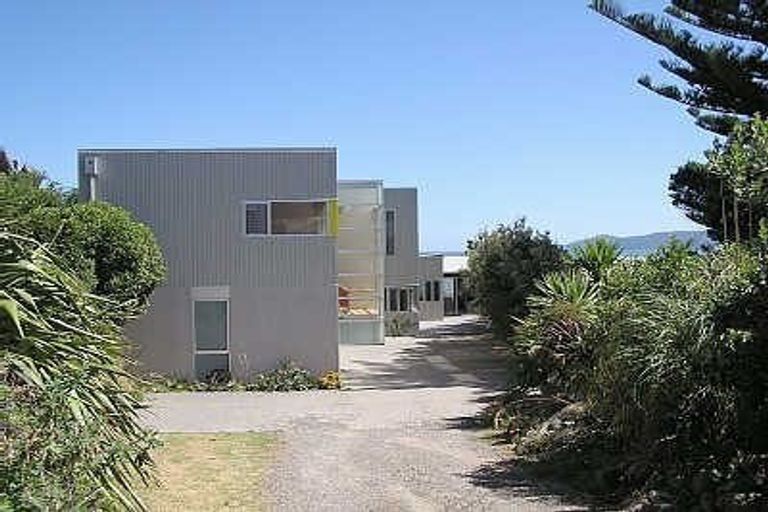 Photo of property in 235 Rosetta Road, Raumati Beach, Paraparaumu, 5032