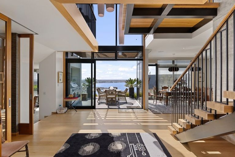 Photo of property in 44 Panorama Road, Clifton, Christchurch, 8081