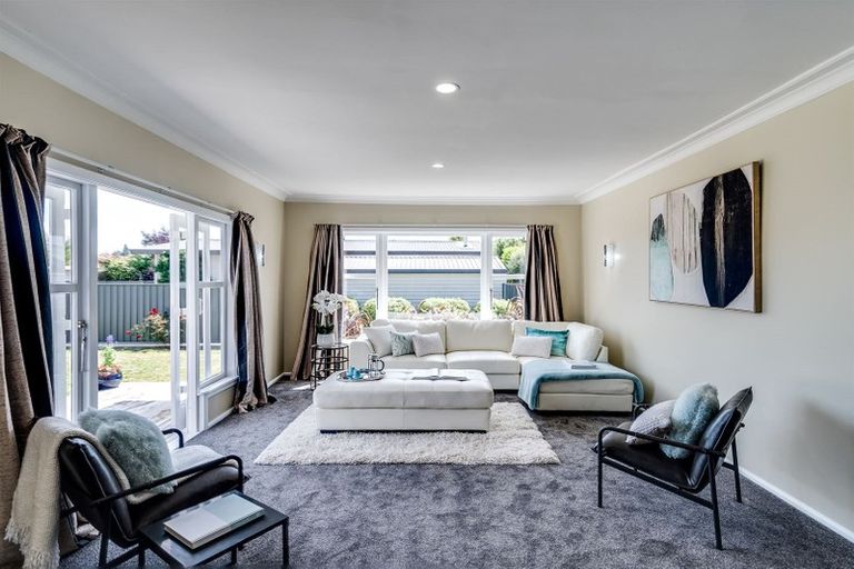 Photo of property in 702c Park Road South, Akina, Hastings, 4122