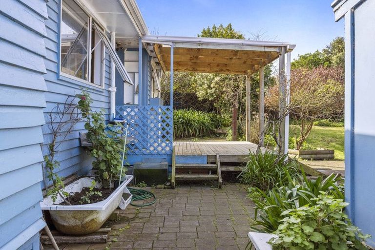 Photo of property in 11 Cambridge Street, Patea, 4520