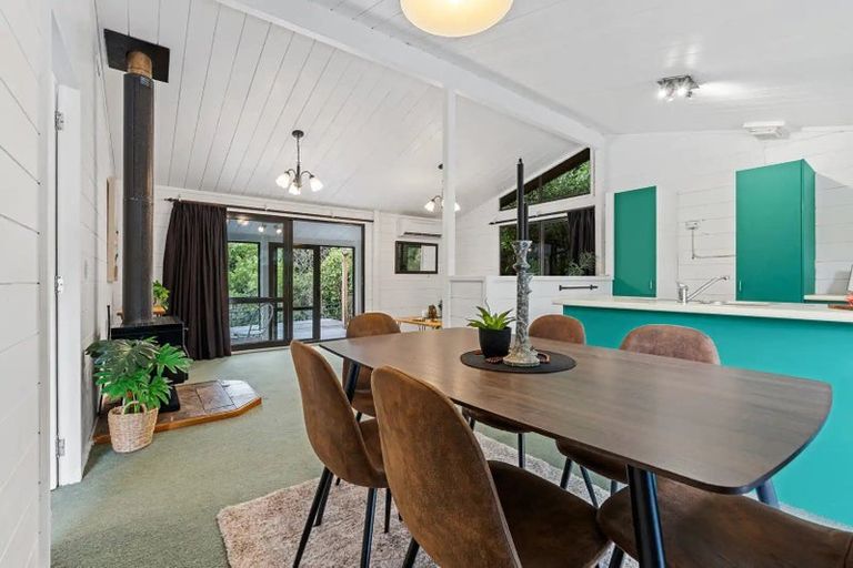 Photo of property in 8f Nevada Drive, Merrilands, New Plymouth, 4312