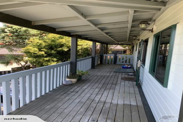 Photo of property in 14 Marjory Close, Broadmeadows, Wellington, 6035