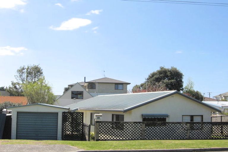 Photo of property in 34 Percy Road, Papamoa Beach, Papamoa, 3118