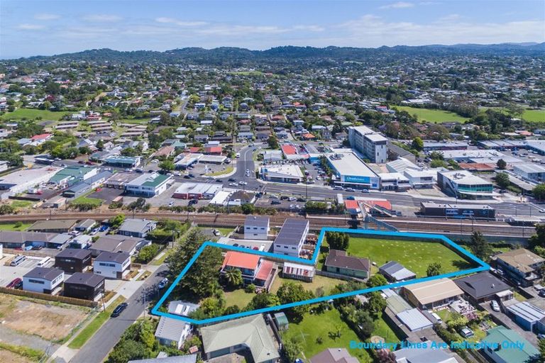 Photo of property in 4 Brandon Road, Glen Eden, Auckland, 0602