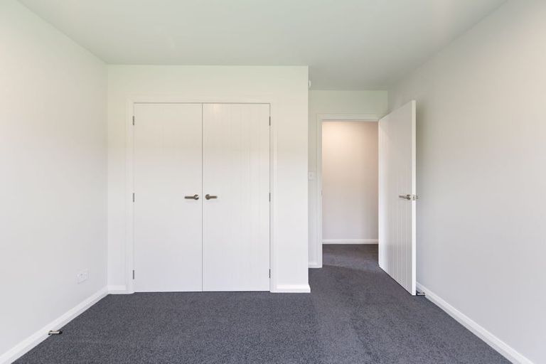 Photo of property in 7 Rangeview Drive, Kelvin Grove, 4414