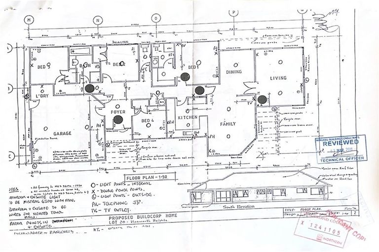 Photo of property in 11 Sandpiper Grove, Unsworth Heights, Auckland, 0632