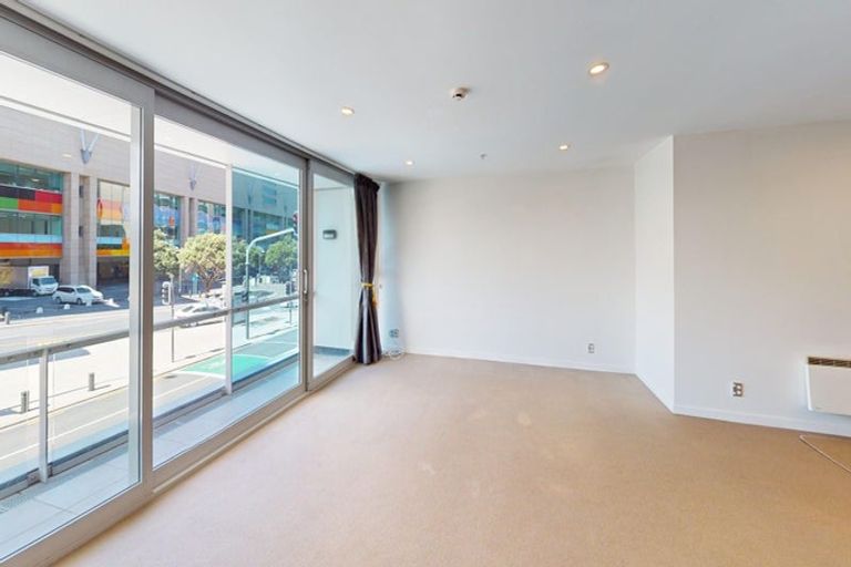 Photo of property in Portal Apartments, 1b/42 Cable Street, Te Aro, Wellington, 6011