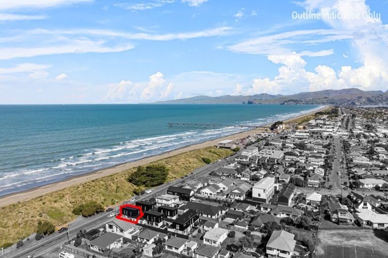 Photo of property in 163a Marine Parade, New Brighton, Christchurch, 8083
