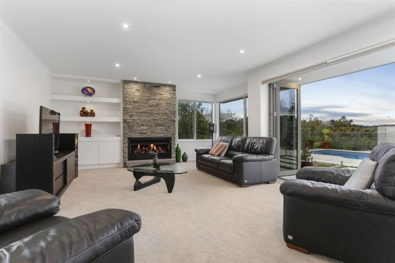 Photo of property in 123 Three Oaks Drive, Dairy Flat, Albany, 0794