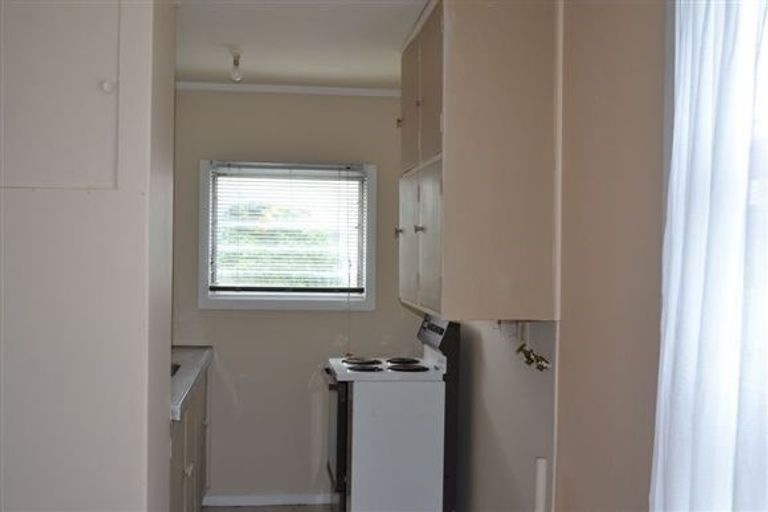 Photo of property in 17 East Street, Petone, Lower Hutt, 5012