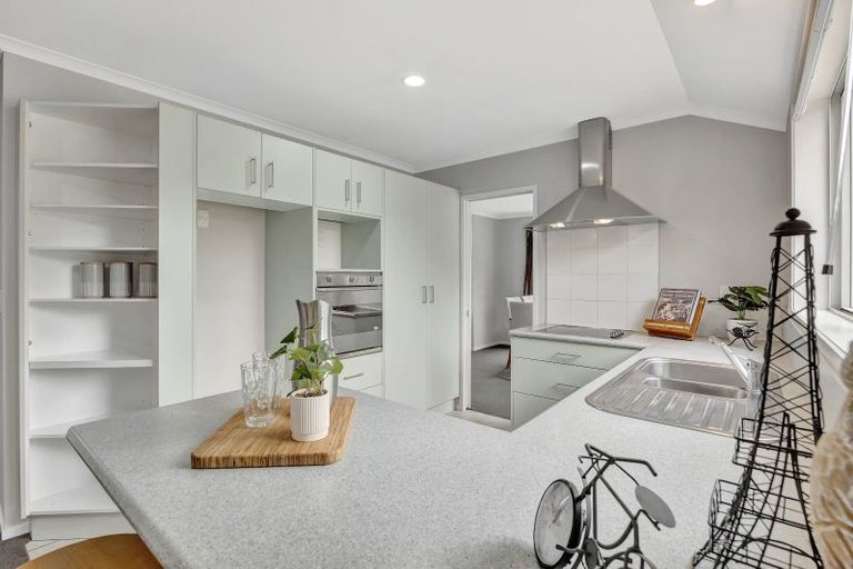 Photo of property in 31 Ravenscourt Place, Huntington, Hamilton, 3210