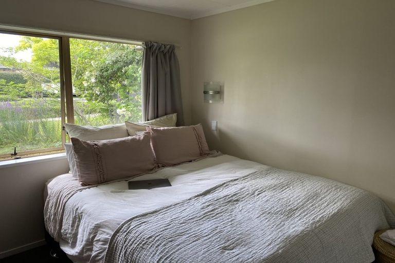 Photo of property in 11 Brookvale Road, Havelock North, 4130