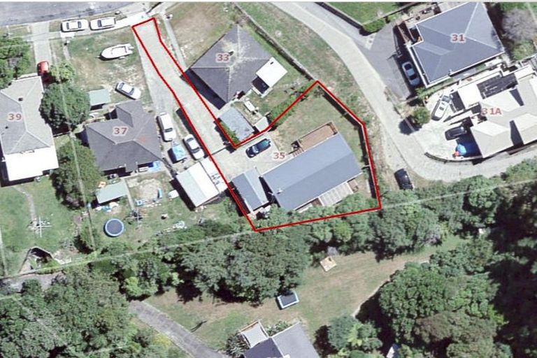 Photo of property in 35 Cleland Crescent, Naenae, Lower Hutt, 5011