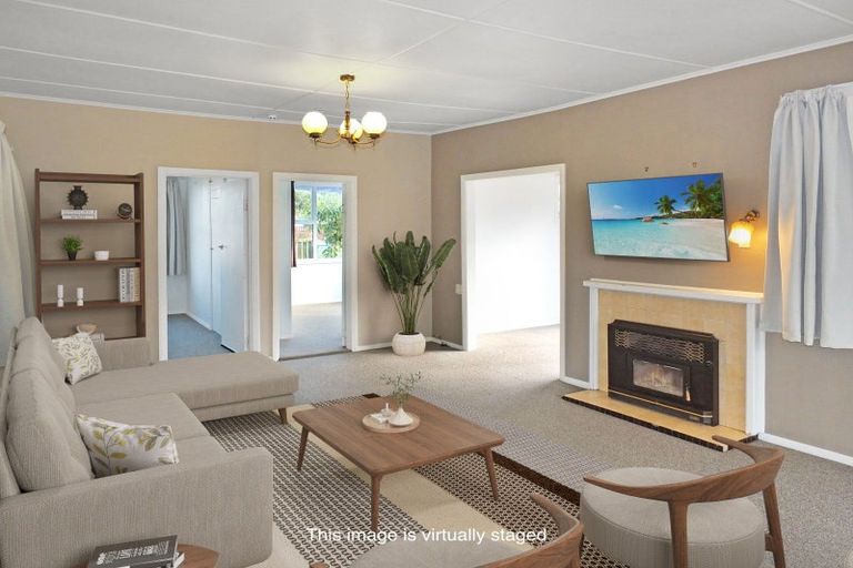 Photo of property in 27 Roore Street, Foxton Beach, Foxton, 4815