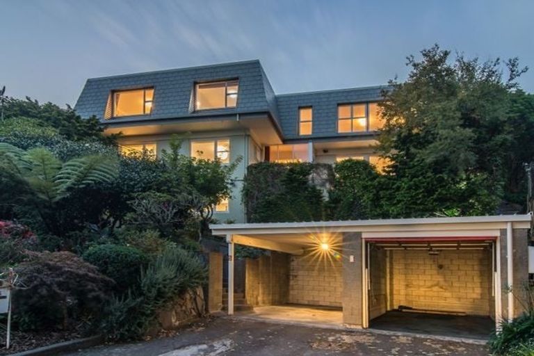 Photo of property in 5 Nepal Place, Khandallah, Wellington, 6035