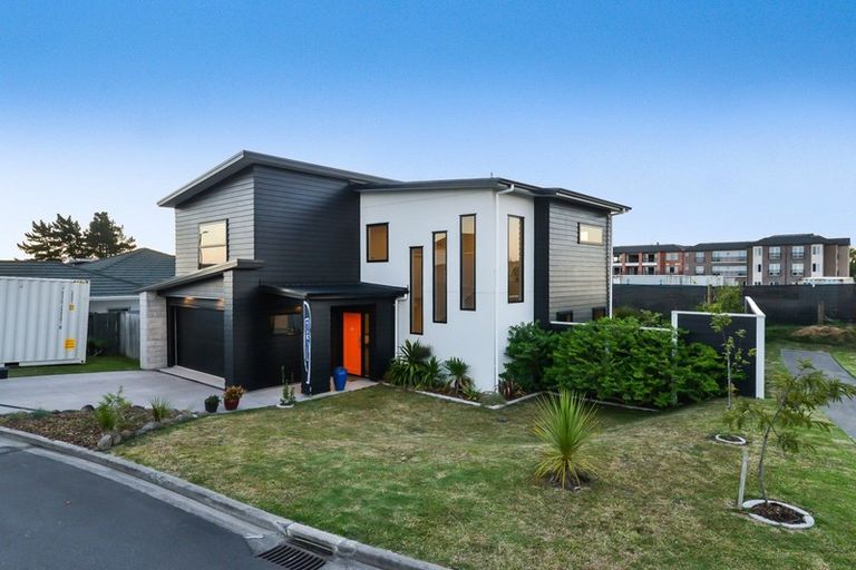 Photo of property in 2 Paritai Place, Flagstaff, Hamilton, 3210