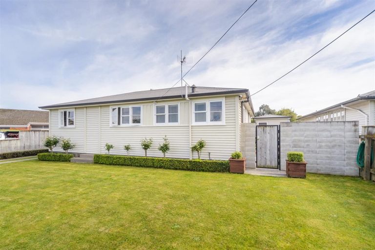 Photo of property in 126 High Street, Bulls, 4818