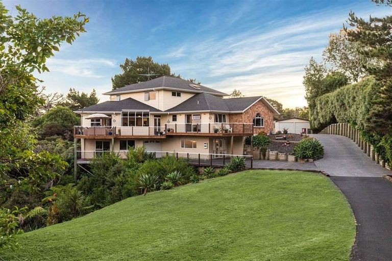 Photo of property in 4 Clayden Drive, Gulf Harbour, Whangaparaoa, 0930