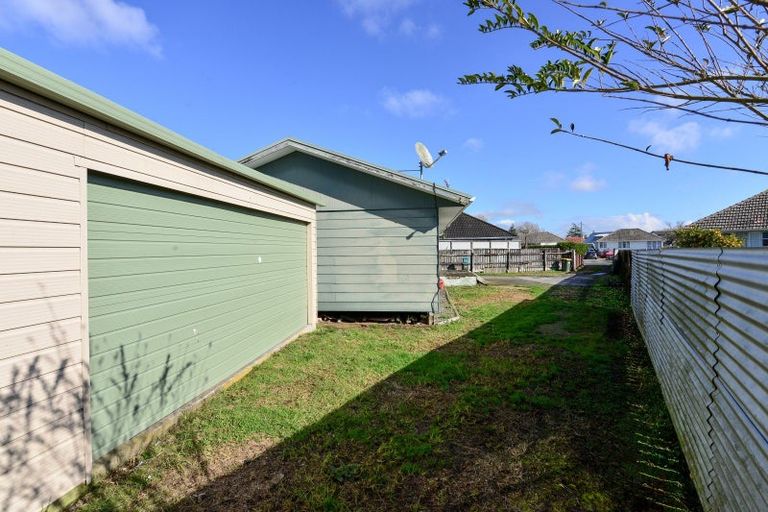 Photo of property in 8a Willis Street, Bader, Hamilton, 3206