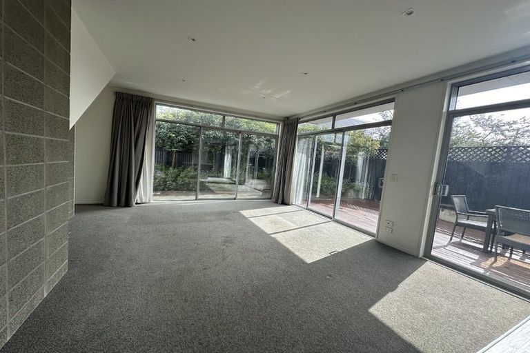 Photo of property in 3/45 Antigua Street, Addington, Christchurch, 8024