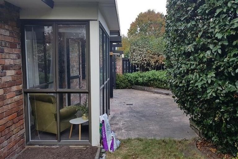 Photo of property in 1/189 Wairakei Road, Bryndwr, Christchurch, 8053