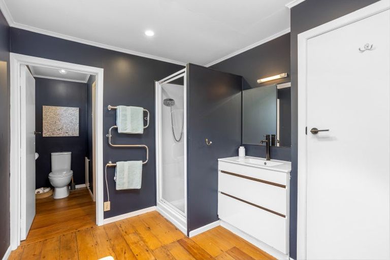 Photo of property in 376 Taiapa Road, Muriwai, Waimauku, 0881