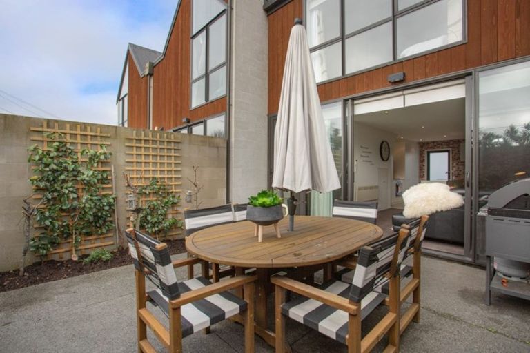 Photo of property in 3/20 North Avon Road, Richmond, Christchurch, 8013