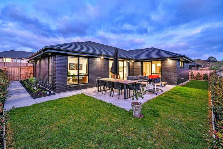 Photo of property in 19a Leathem Crescent, Pokeno, 2402