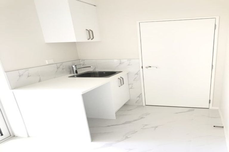 Photo of property in 14 Kapia Drive, Takanini, 2112