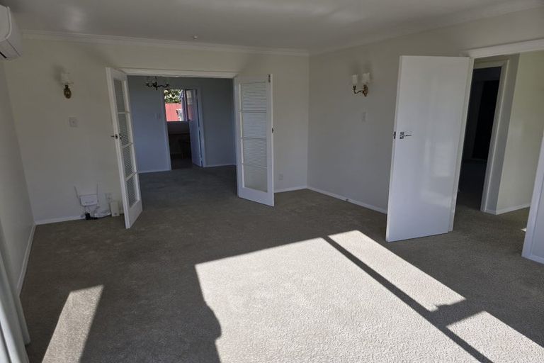 Photo of property in 2 View Road, Houghton Bay, Wellington, 6023