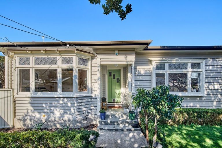Photo of property in 39 Kiwi Street, Alicetown, Lower Hutt, 5010