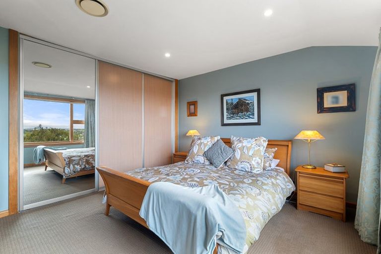 Photo of property in 1/15 Karitane Drive, Cashmere, Christchurch, 8022