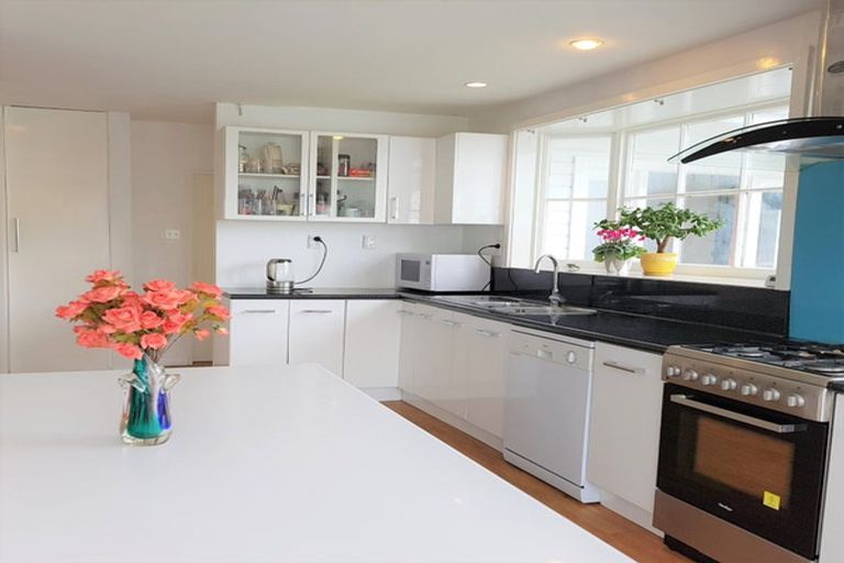 Photo of property in 8 Risby Place, Burnside, Christchurch, 8053