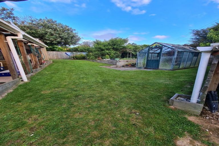 Photo of property in 1/40 Hillcrest Avenue, Hillcrest, Auckland, 0627