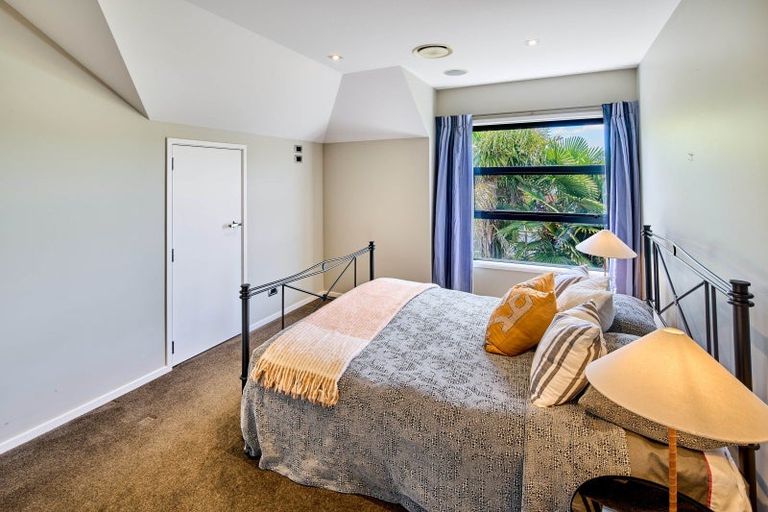 Photo of property in 29d Wai-iti Crescent, Woburn, Lower Hutt, 5010
