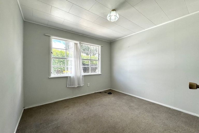 Photo of property in 158 Pigeon Mountain Road, Half Moon Bay, Auckland, 2012