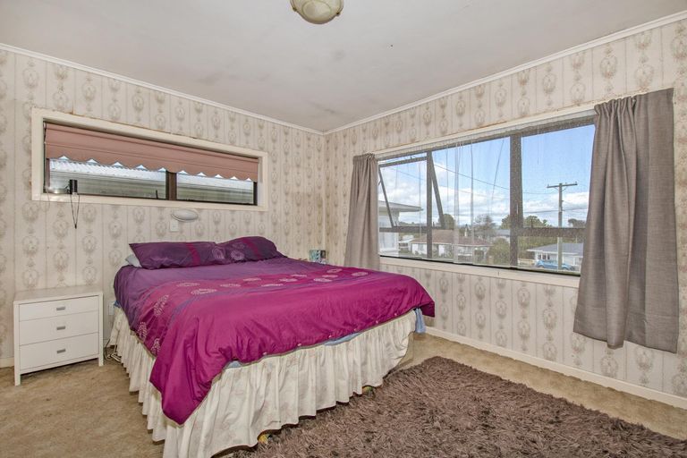 Photo of property in 5 Hinemoa Street, Onerahi, Whangarei, 0110