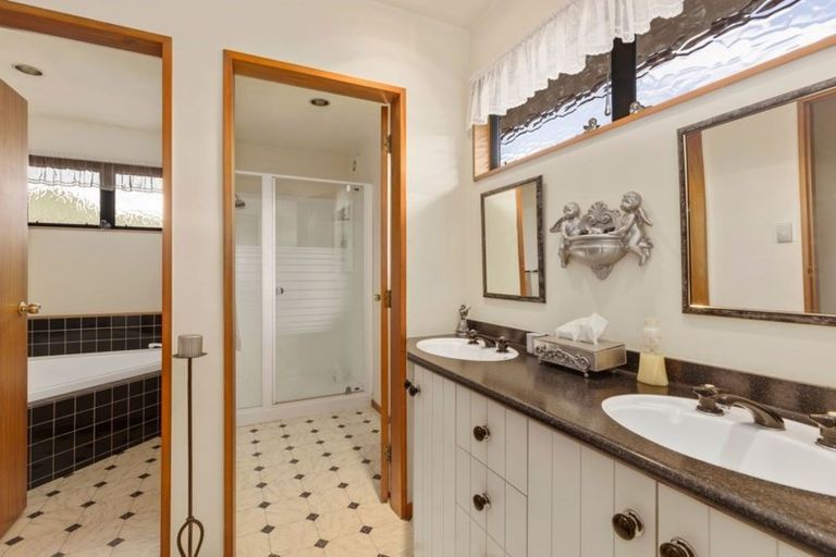 Photo of property in 18 Witako Street, Epuni, Lower Hutt, 5011