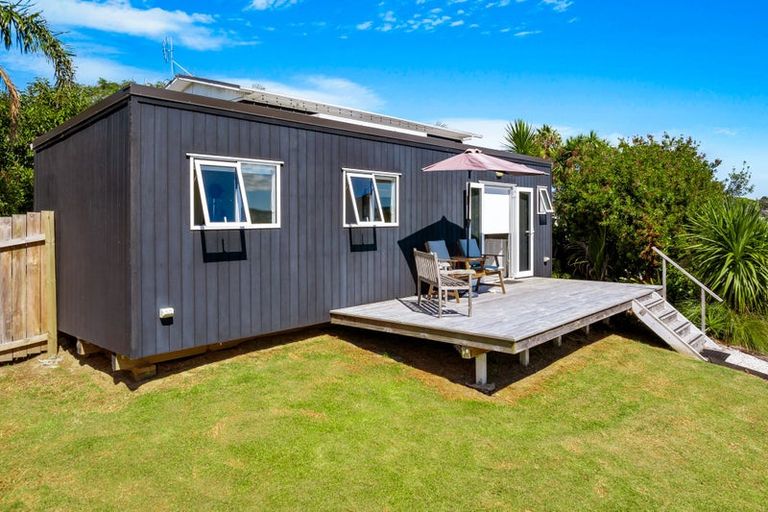 Photo of property in 44 Amorino Drive, Red Beach, 0932