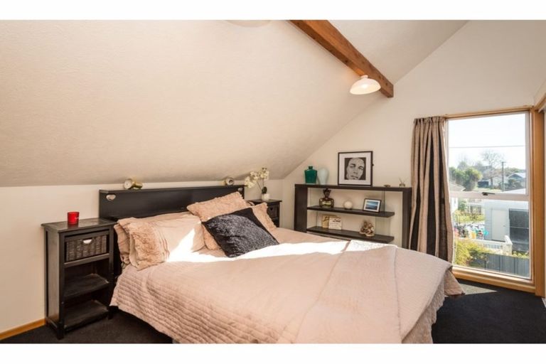 Photo of property in 1a Dulles Place, Papanui, Christchurch, 8053