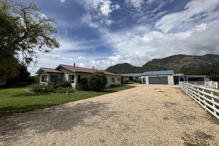 Photo of property in 426 Abel Tasman Drive, Motupipi, Takaka, 7183