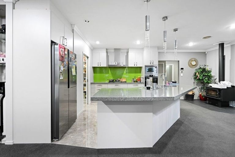 Photo of property in 14 Castleton Way, Flagstaff, Hamilton, 3210