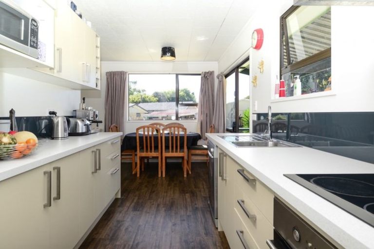 Photo of property in 3 Dallas Place, Leamington, Cambridge, 3432