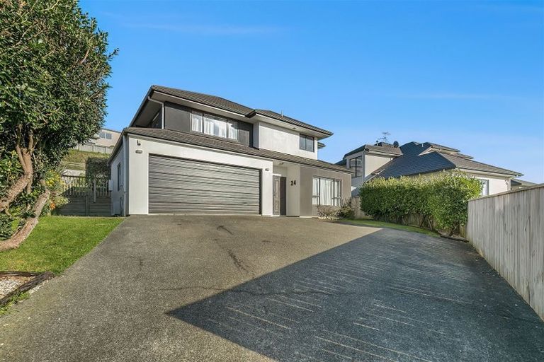 Photo of property in 24 Aotea Drive, Aotea, Porirua, 5024