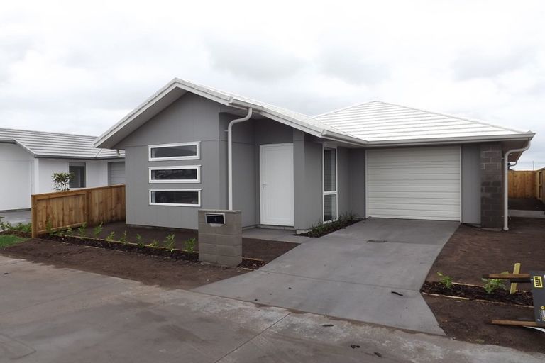 Photo of property in 4 Gold Lane, Papamoa, 3118