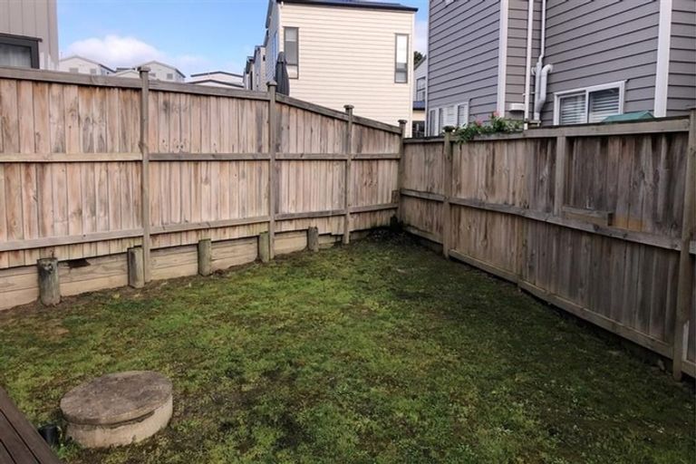 Photo of property in 148 Hobsonville Road, Hobsonville, Auckland, 0618