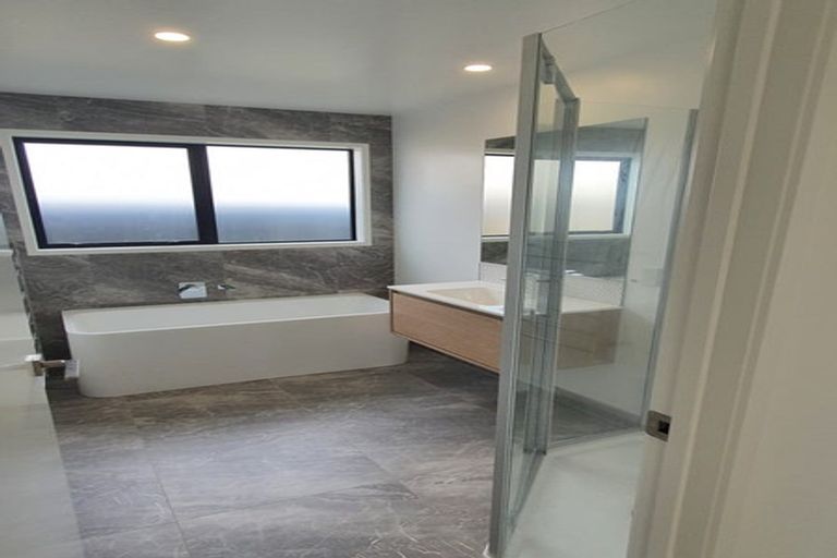 Photo of property in 215 Victoria Street West, Pukekohe, 2120