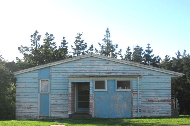 Photo of property in 12 Bellona Place, Cannons Creek, Porirua, 5024